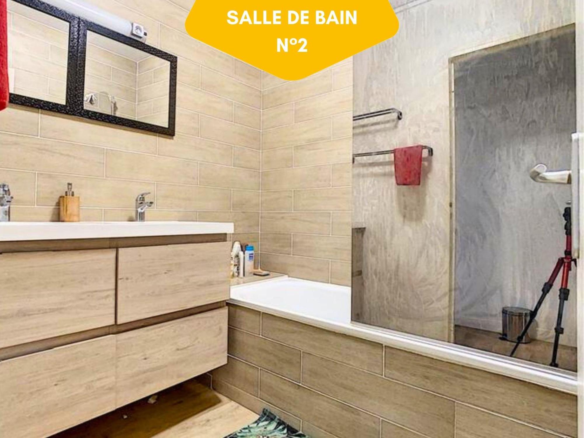 Ideal Groupe - Grands Espaces - 4 Chambres - Parking Gratuit - Proche Centre, Gare & Transports - Wifi - Offre Special De Reduction Jusqu'A -50 르망 외부 사진
